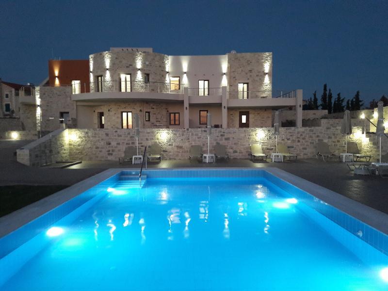 Orelia Cretan Villas & Deluxe Apartments Каміларіон Екстер'єр фото